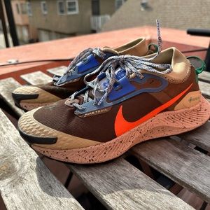 Size 7 - Nike Pegasus Trail 3 GTX Cocao Wow Hyper Royal Malachite - Please Read